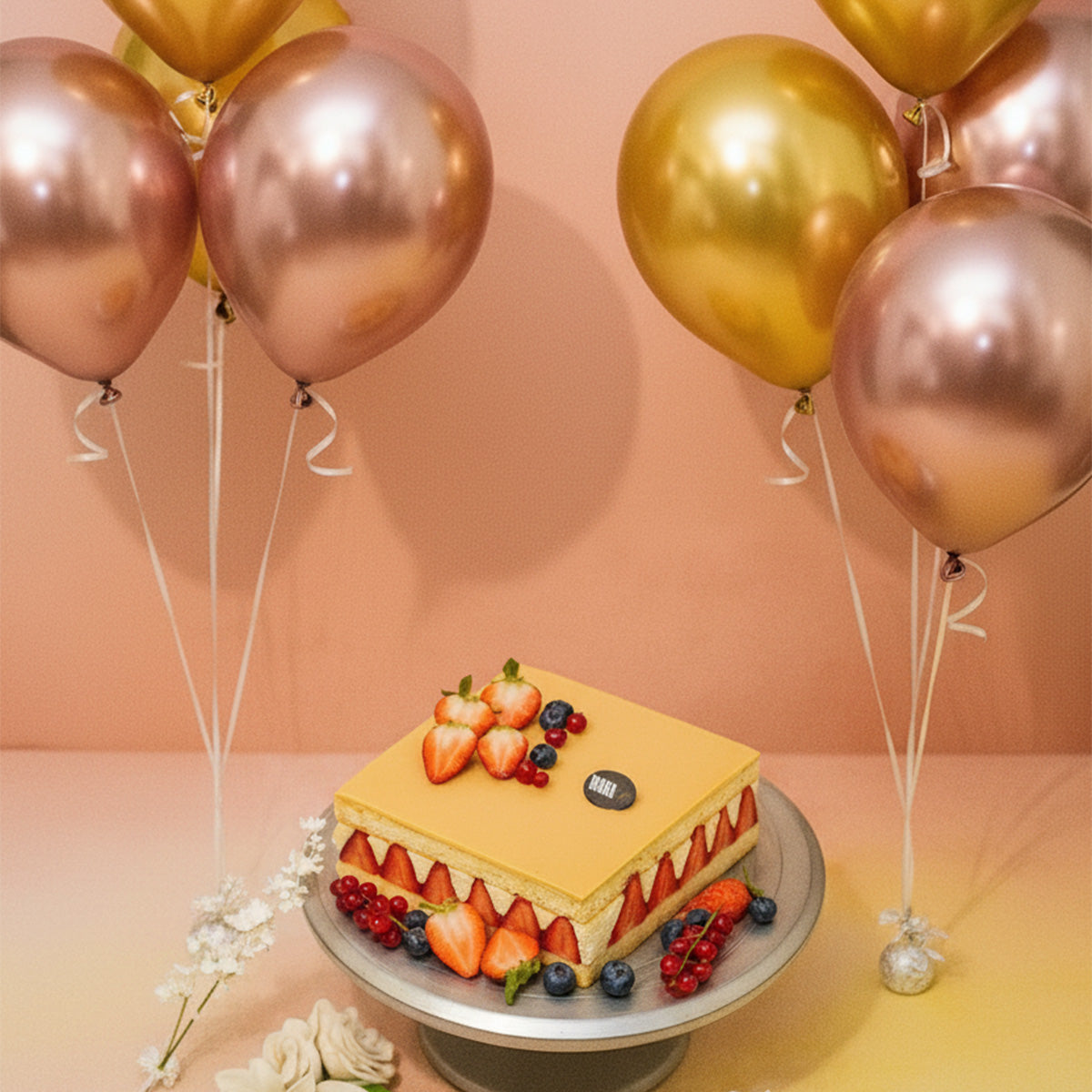 Strawberry Short Bliss Cake & Helium Balloons Combo π