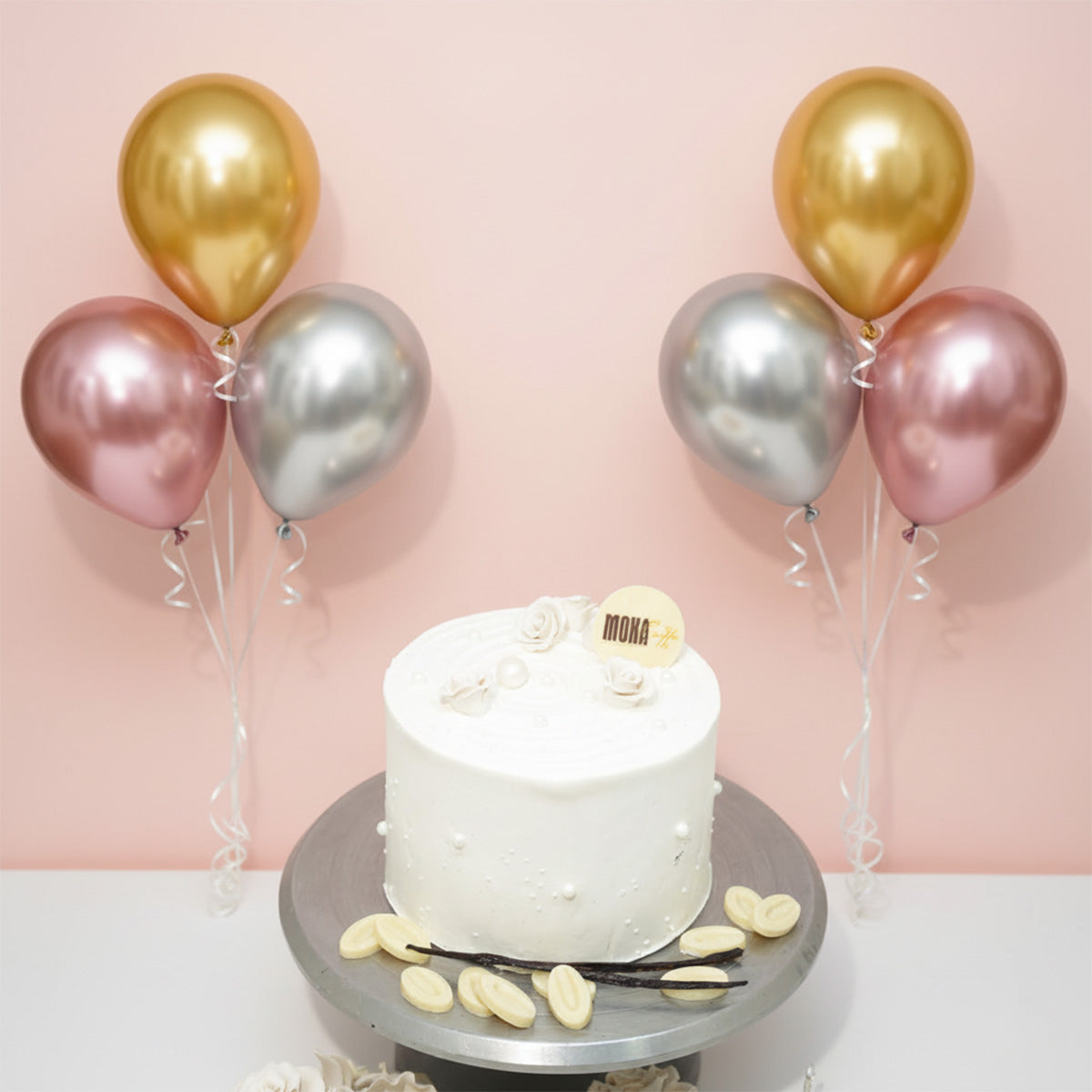 Classic Vanilla Bloom Cake & Helium Balloons Combo 🍦