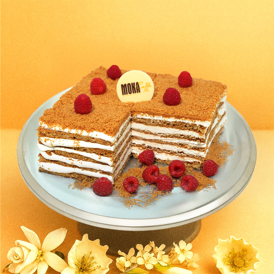 Golden Honey Layers Cake ๐ฏ