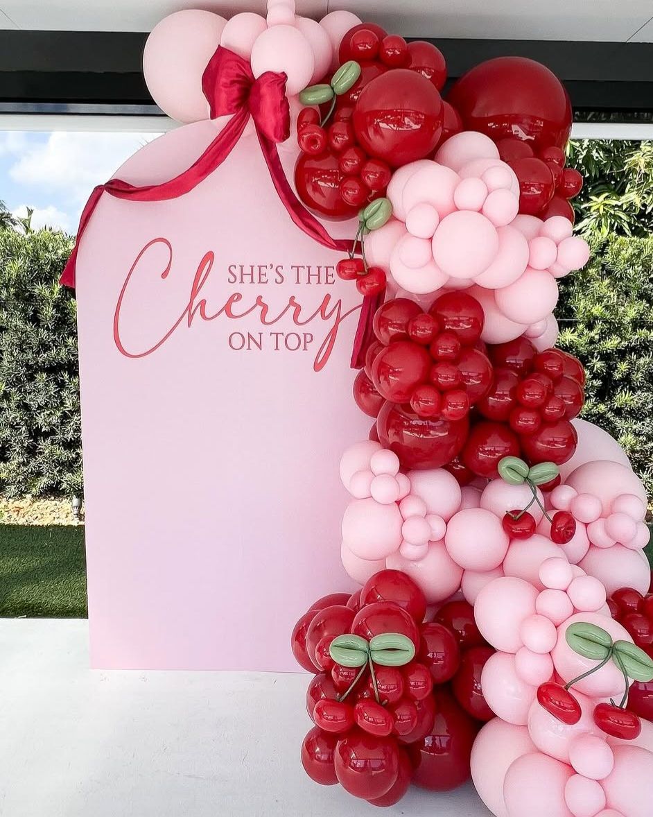 Red & Pink Balloon Theme