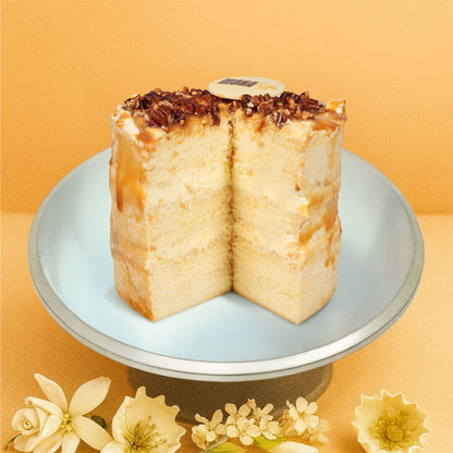 Classic Pecan Cake 🌰