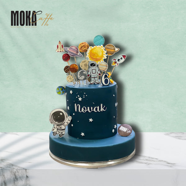 Space Astronaut Cake