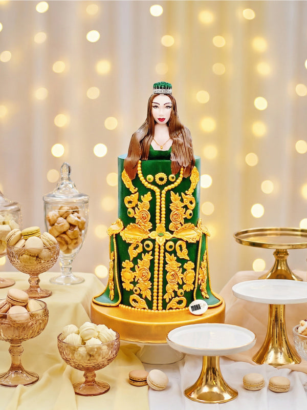 Lady Green Inspired Cake Design
