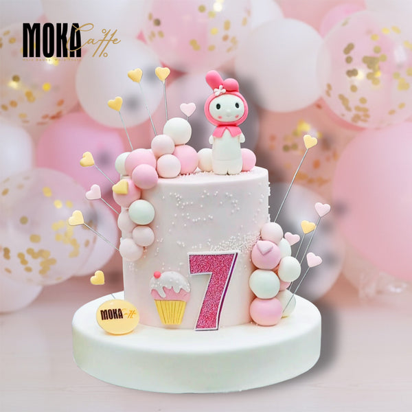 Hello Kitty Cake 5