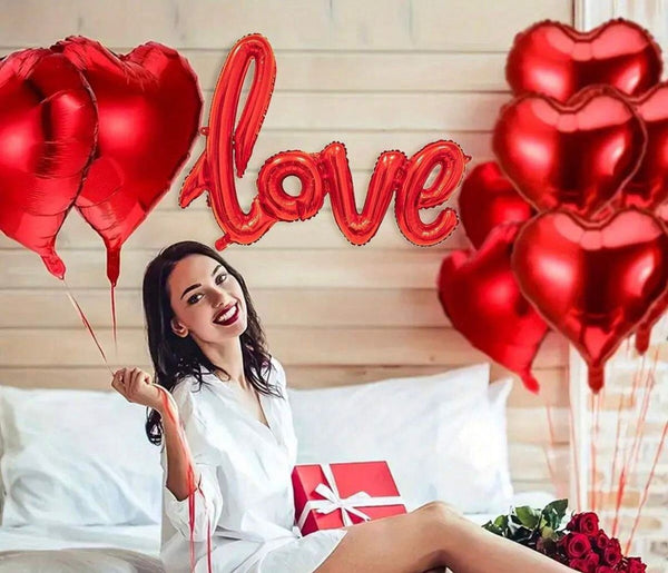 Love Balloons Set with Artificial Rose Petals